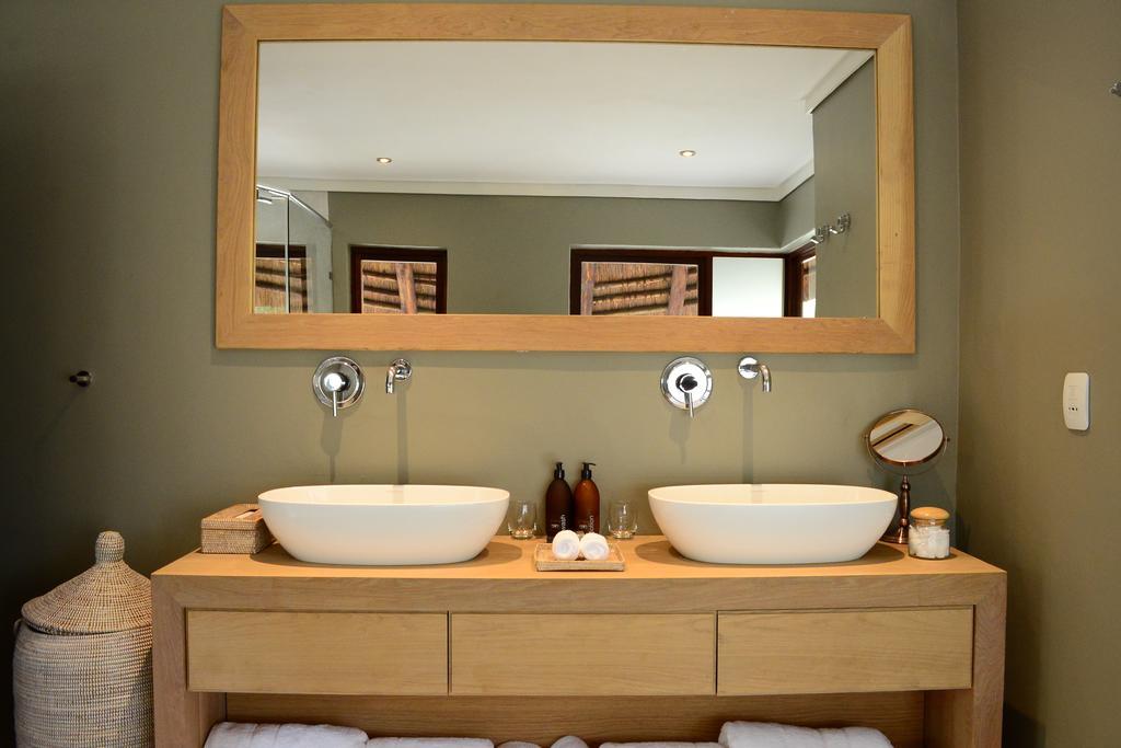 Mhondoro Safari Lodge & Villa Welgevonden Game Reserve Exteriér fotografie